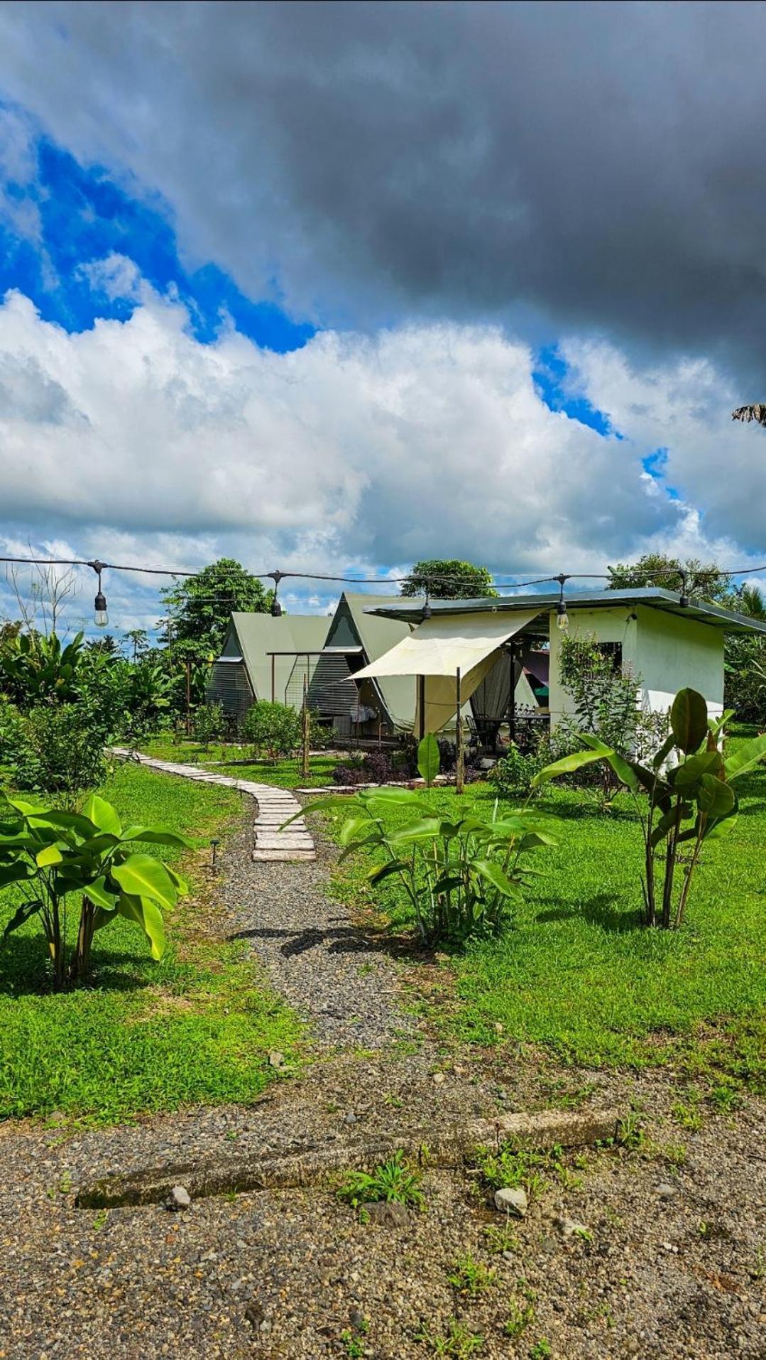 Flora Glamping De Abuela Villa La Fortuna Exterior photo